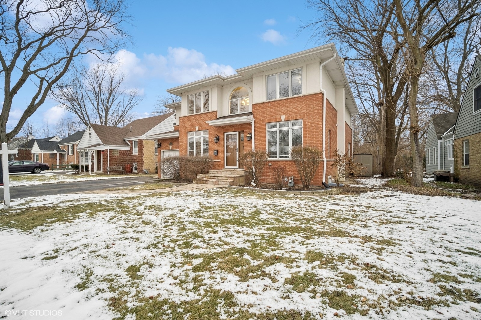 2018 Illinois Road Northbrook, IL 60062 - Photo 2 of 25