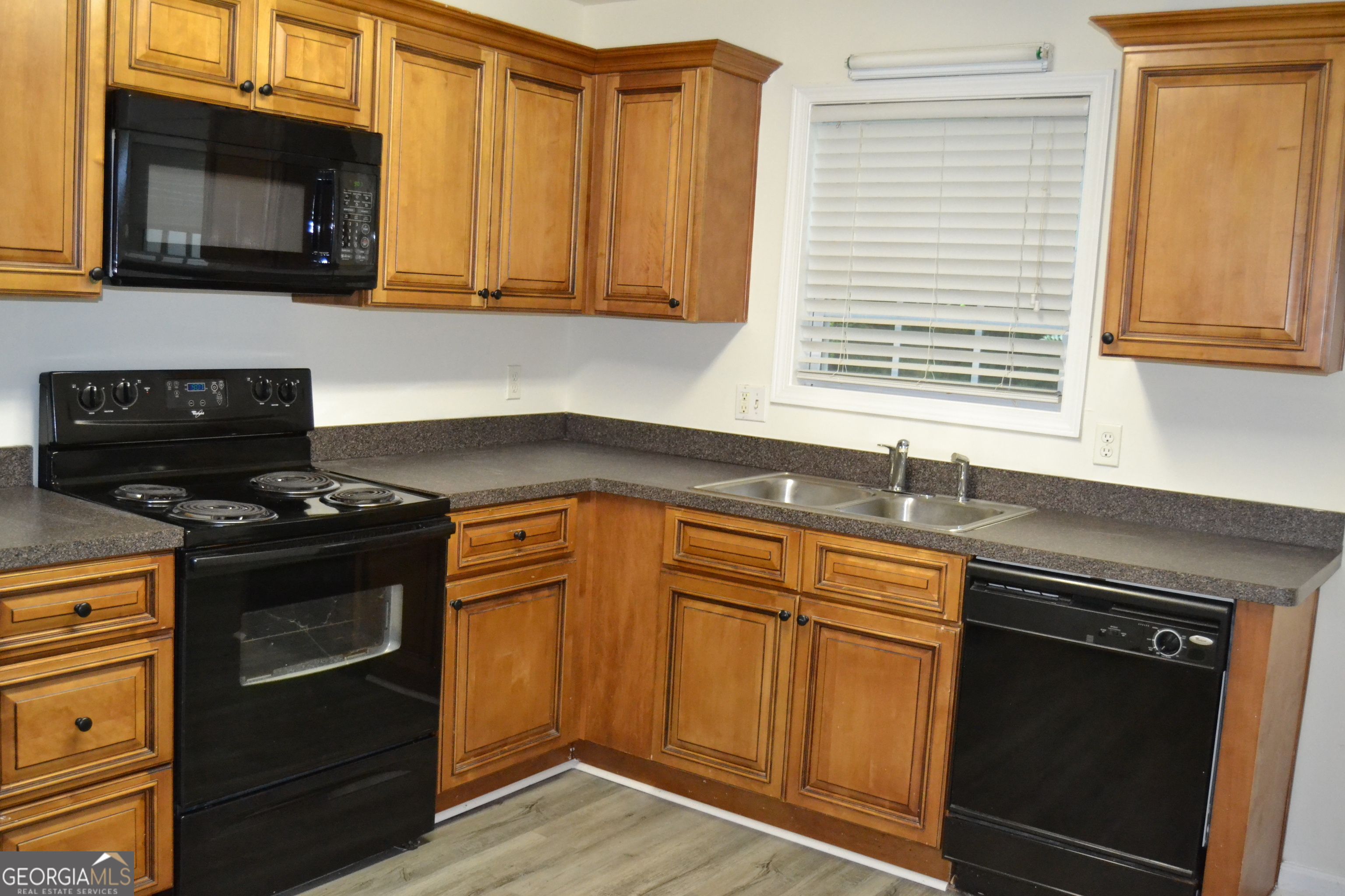 434 WI Parkway Dallas, GA 30132 - Photo 12 of 19