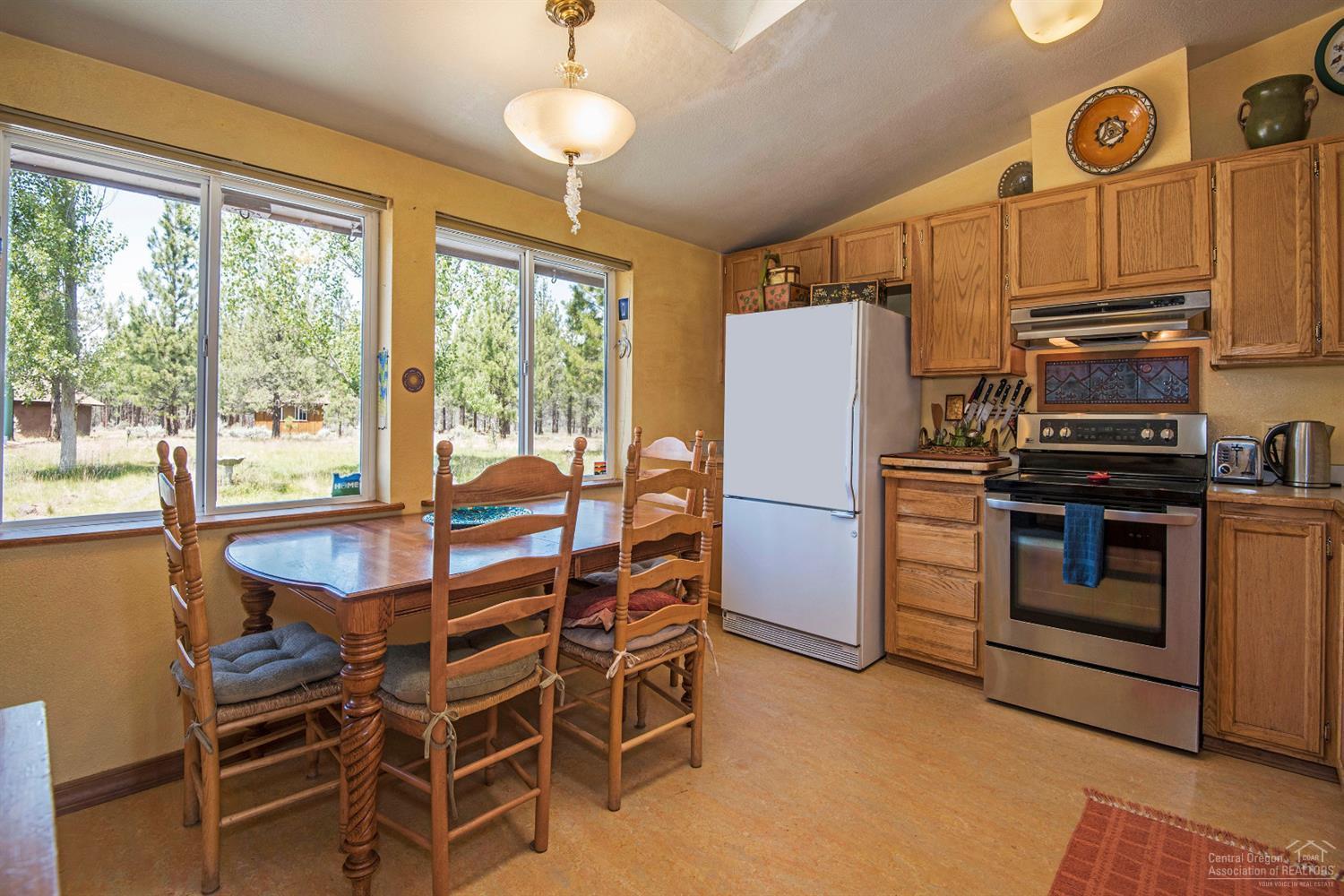 17170 Wilt Road Sisters, OR 97759 - Photo 8 of 24 Additional Photo