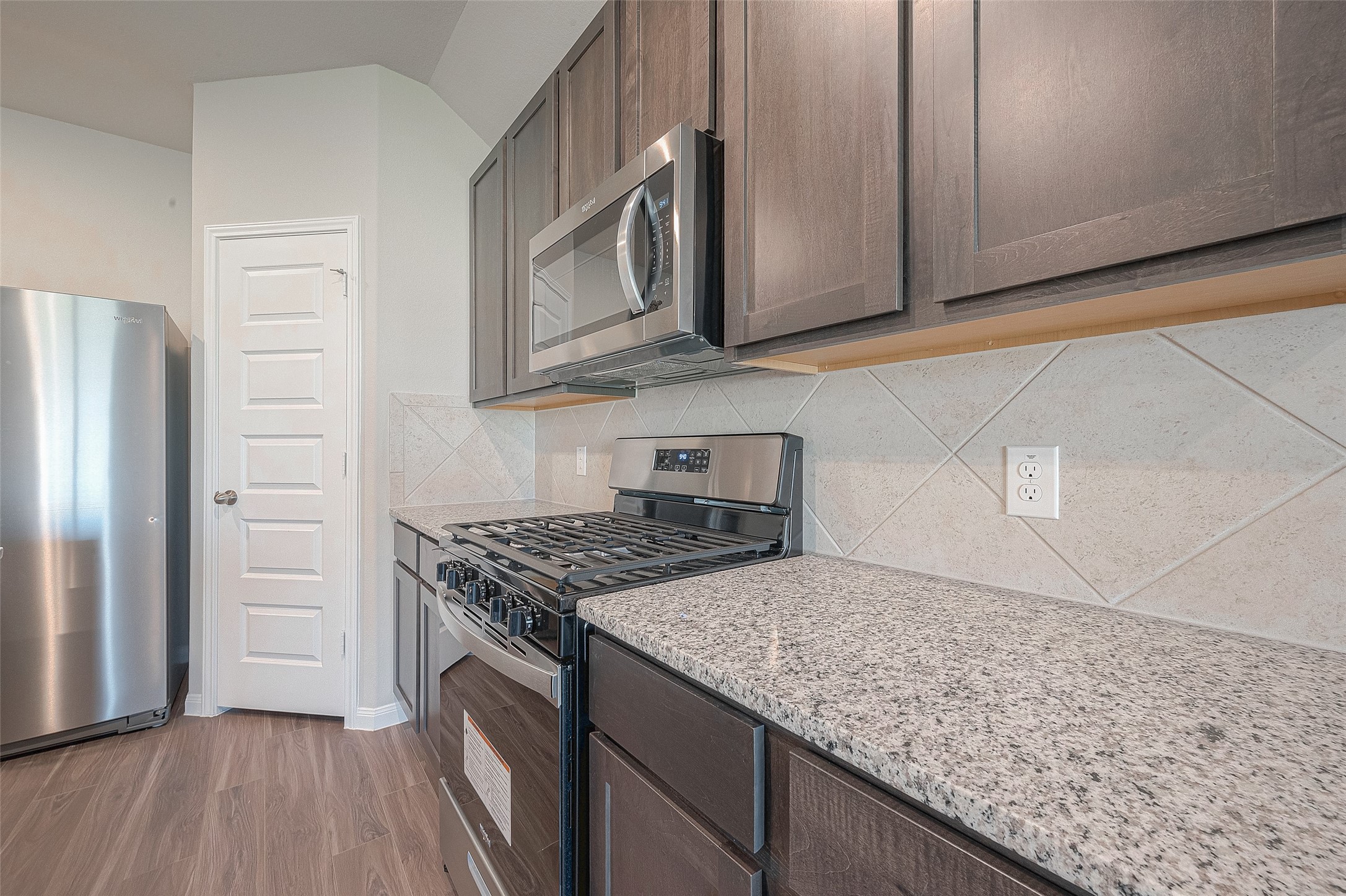 5318 Briana Dee Drive Rosharon, TX 77583 - Photo 16 of 37