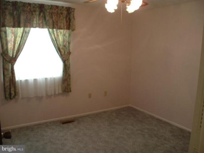 12202 Deka Road Clinton, MD 20735 - Photo 11 of 16 Bedroom #1