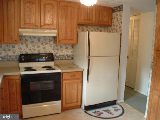 12202 Deka Road Clinton, MD 20735 - Photo 8 of 16 Kitchen #3