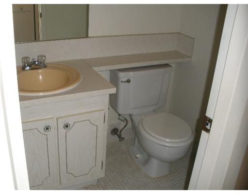 48 Suffolk B, Unit 48 Boca Raton, FL 33434 - Photo 4 of 10 Additional Photo