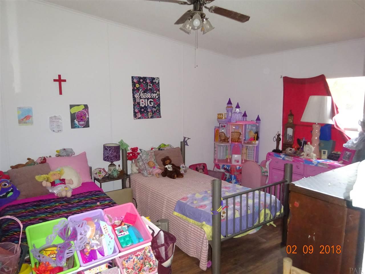4665 Woodbine Road Pace, FL 32571 - Photo 6 of 18 Gallery Image 6