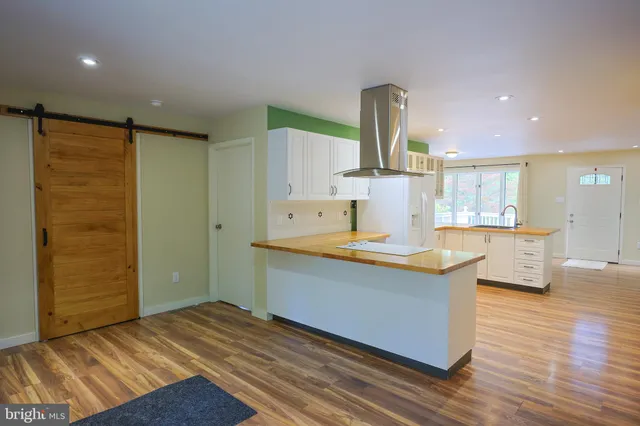 $347,500 | 175 Mountain Heights Road, Front Royal, VA 22630