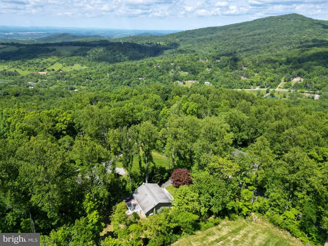 $347,500 | 175 Mountain Heights Road, Front Royal, VA 22630