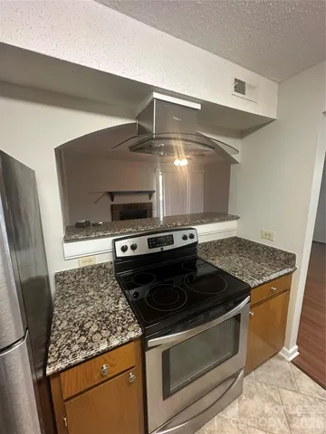 $1,295 | 5024 Sardis Road, Charlotte, NC 28270