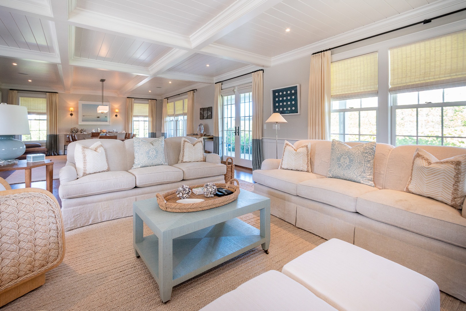 14 Gosnold Road Nantucket, MA 02554 - Photo 3 of 39 Gallery Image 3