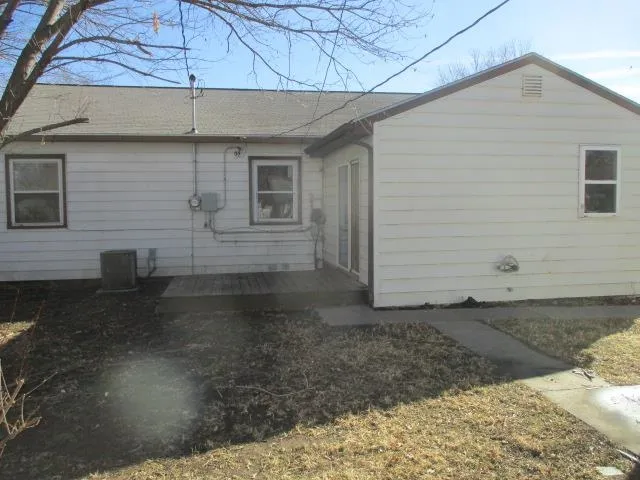 $44,500 | 315 8th Street, Ogden, KS 66517