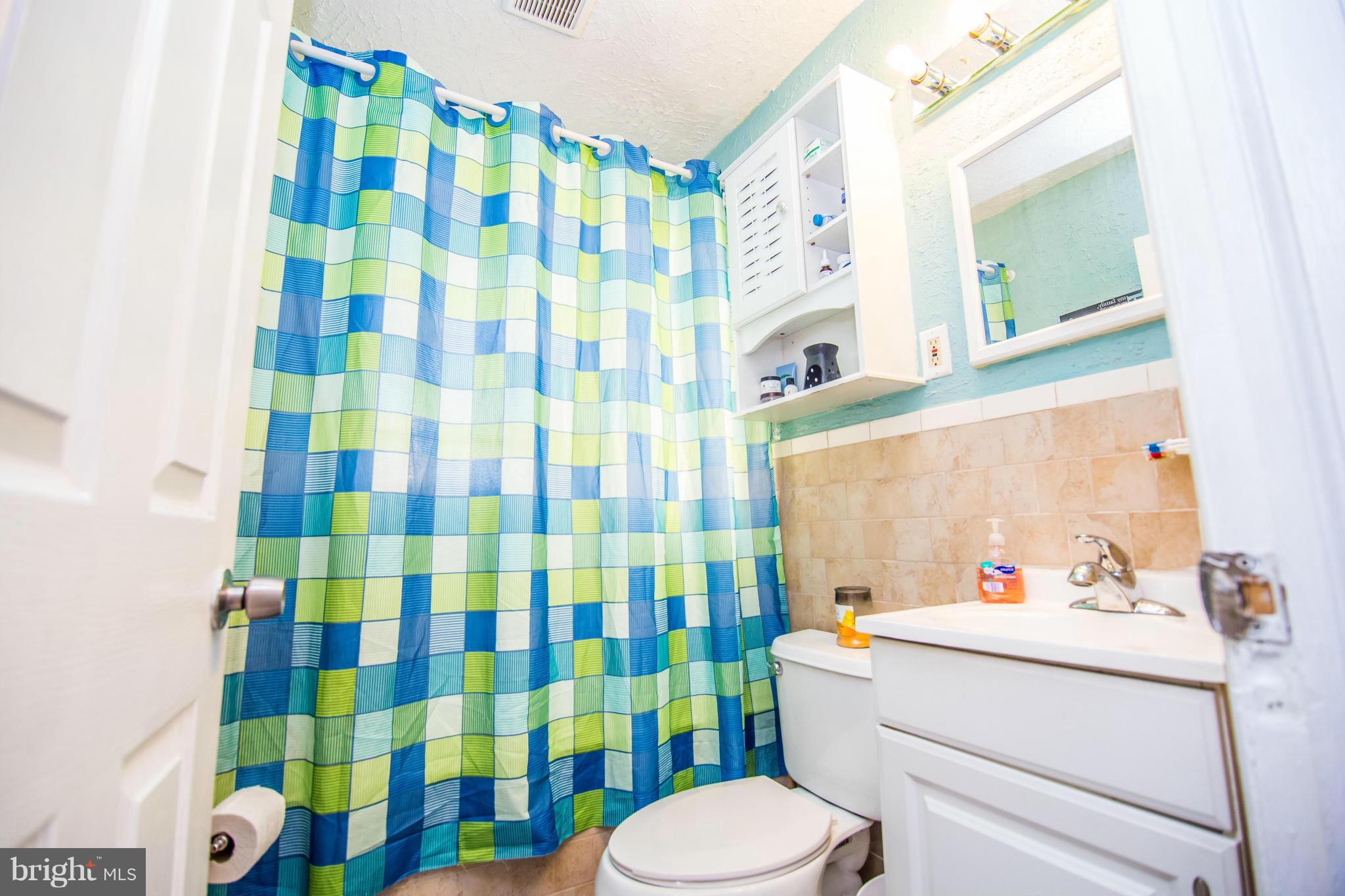 4708 Raspe Avenue Baltimore, MD 21206 - Photo 14 of 23 Updated Bathroom w/ jetted tub