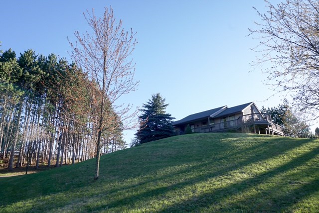 2557 Five Mile Road Traverse City, MI 49686 - Photo 1 of 30 1834077.JPG
