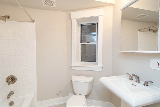 1507 Maple Avenue, Unit G Evanston, IL 60201 - Photo 12 of 18