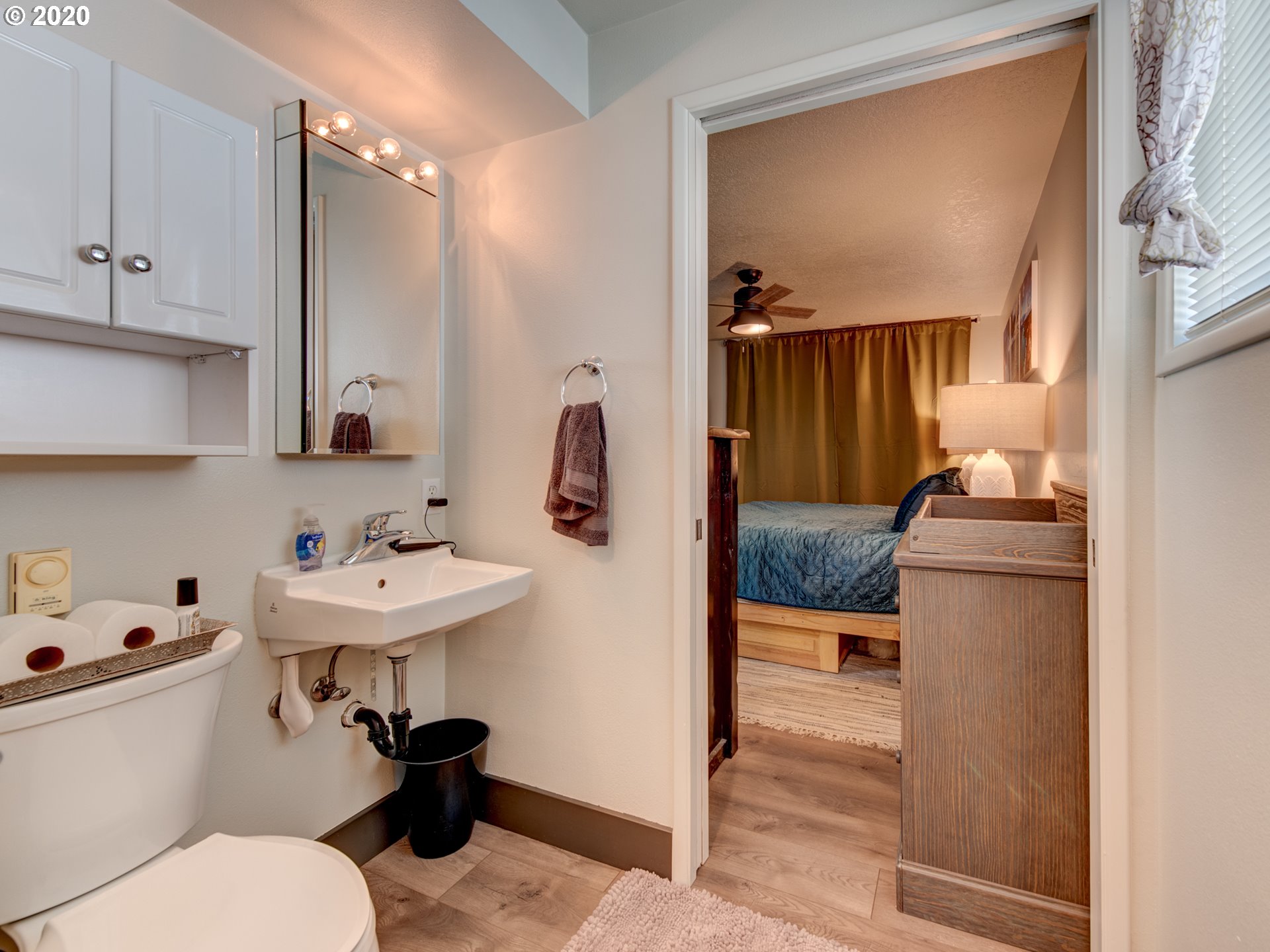 787 Maxwell Road Eugene, OR 97404 - Photo 14 of 21 Gallery Image 14