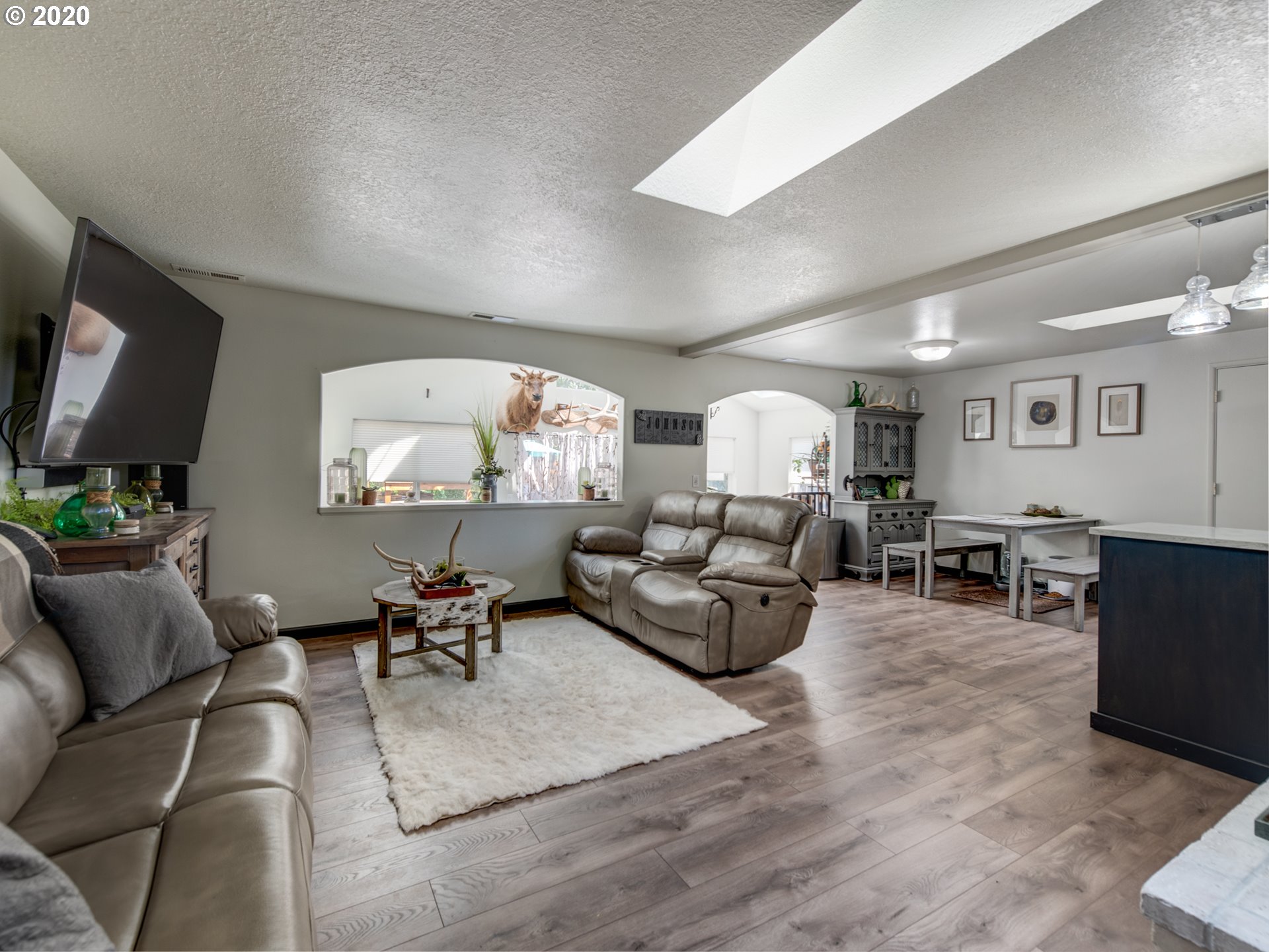 787 Maxwell Road Eugene, OR 97404 - Photo 8 of 21 Gallery Image 8
