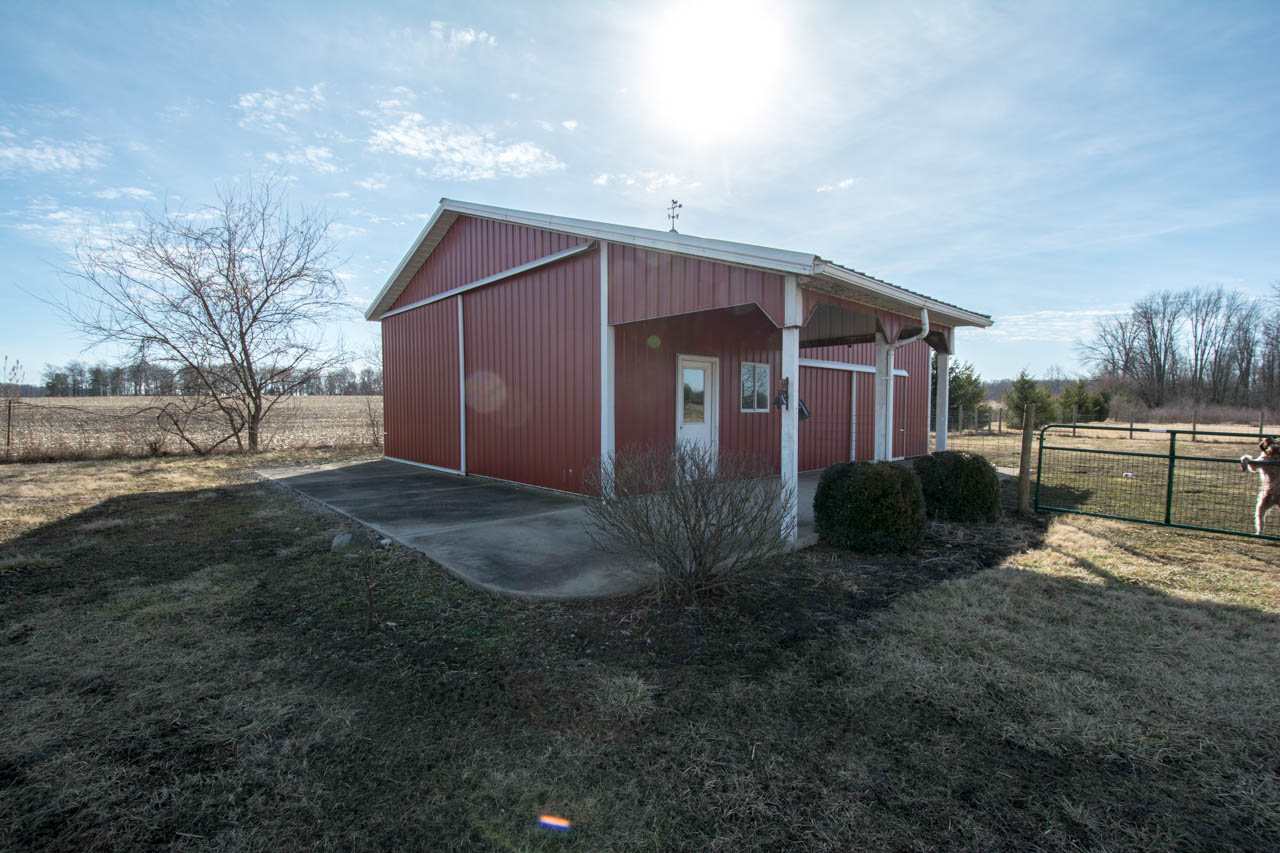 10501 West Division Road Yorktown, IN 47396 - Photo 5 of 36 Gallery Image 5
