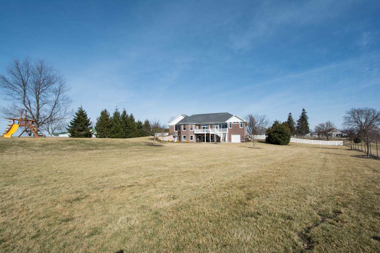 10501 West Division Road Yorktown, IN 47396 - Photo 8 of 36 Gallery Image 8