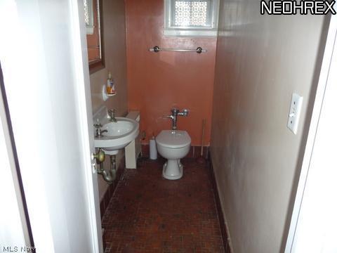 15548 Brewster Road Cleveland, OH 44112 - Photo 7 of 15