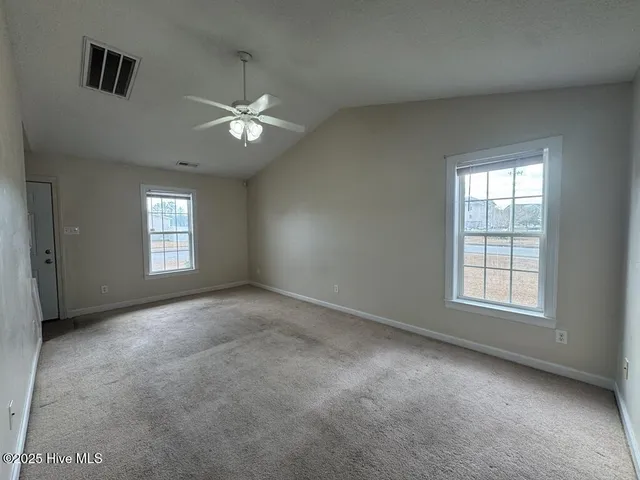 $1,400 | 1106 Springwood Drive, Jacksonville, NC 28546