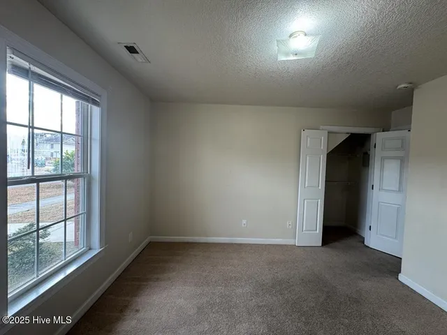 $1,400 | 1106 Springwood Drive, Jacksonville, NC 28546