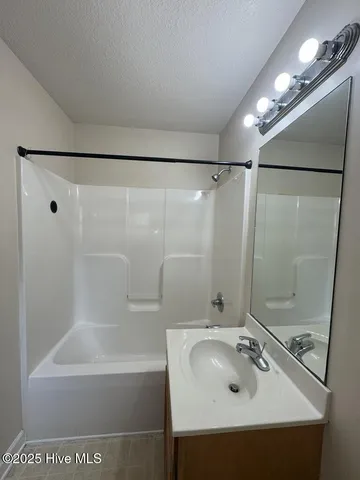 $1,400 | 1106 Springwood Drive, Jacksonville, NC 28546