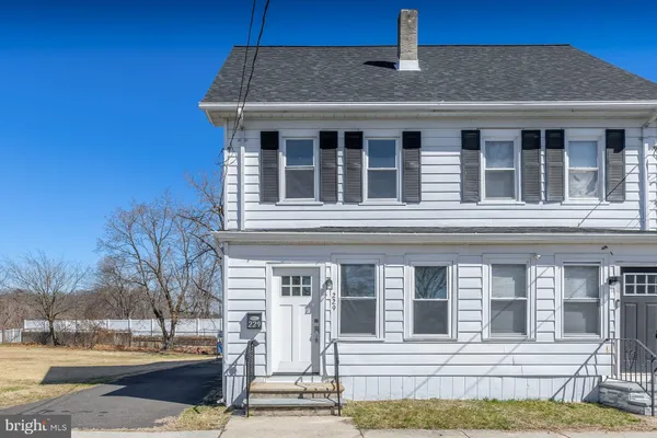 $269,900 | 229 Broad Street, Swedesboro, NJ 08085