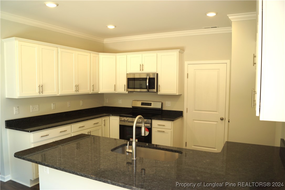 106 Knotts Berry Road Bunnlevel, NC 28323 - Photo 16 of 40 Gallery Image 16