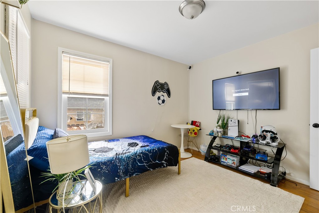 903 Jones Court Pinole, CA 94564 - Photo 15 of 24 bedroom2 pic2