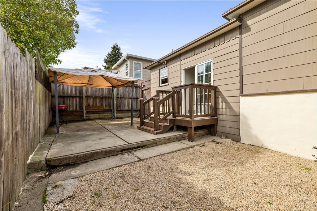 903 Jones Court Pinole, CA 94564 - Photo 16 of 24 backyard