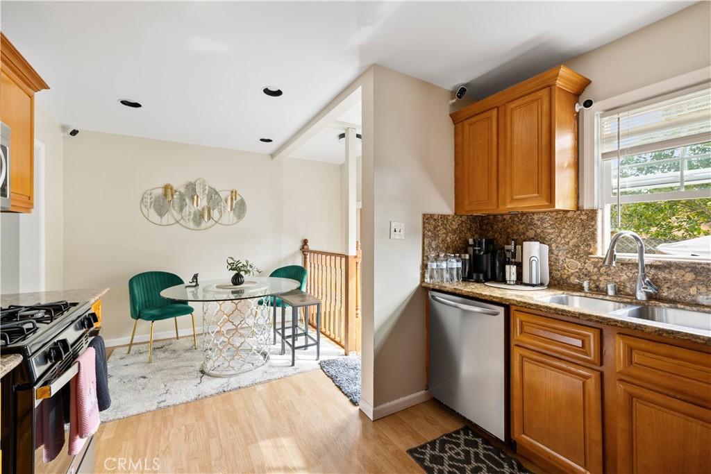 903 Jones Court Pinole, CA 94564 - Photo 7 of 24 kitchen