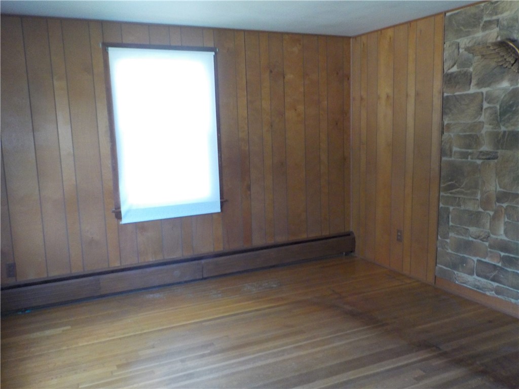 325 Morin Street Woonsocket, RI 02895 - Photo 8 of 14