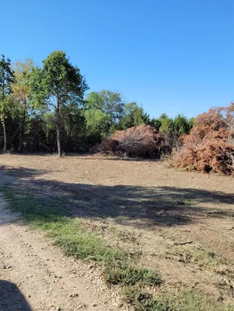$18,500 | 3 Toronto Lake, Toronto, KS 66777