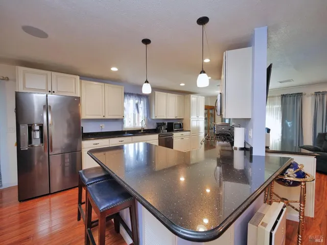 $259,900 | 87 Gloria Court, Vallejo, CA 94590