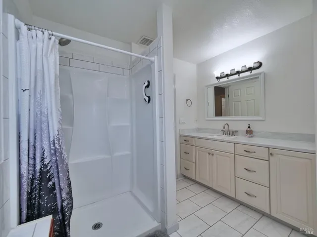 $259,900 | 87 Gloria Court, Vallejo, CA 94590