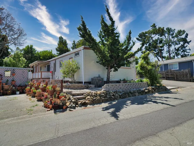 $259,900 | 87 Gloria Court, Vallejo, CA 94590