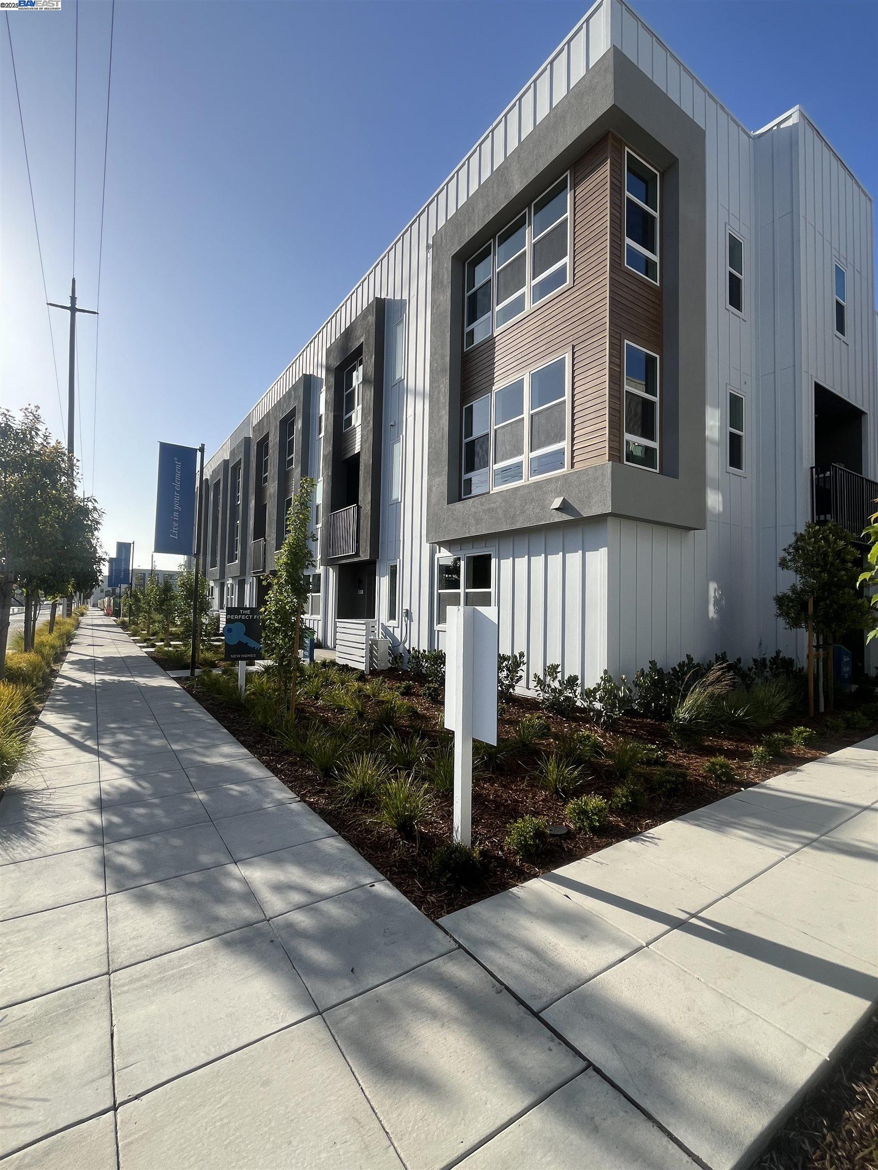 2007 Clement Avenue Alameda, CA 94501 - Photo 1 of 1