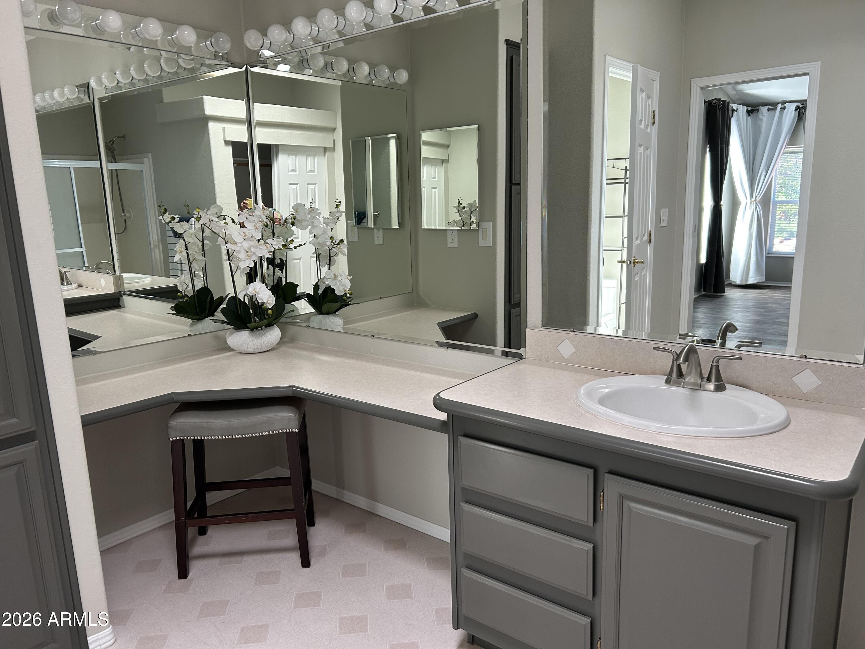 2050 West State Rte 89A, Unit 300 Sedona, AZ 86336 - Photo 30 of 38 Primary Bathroom