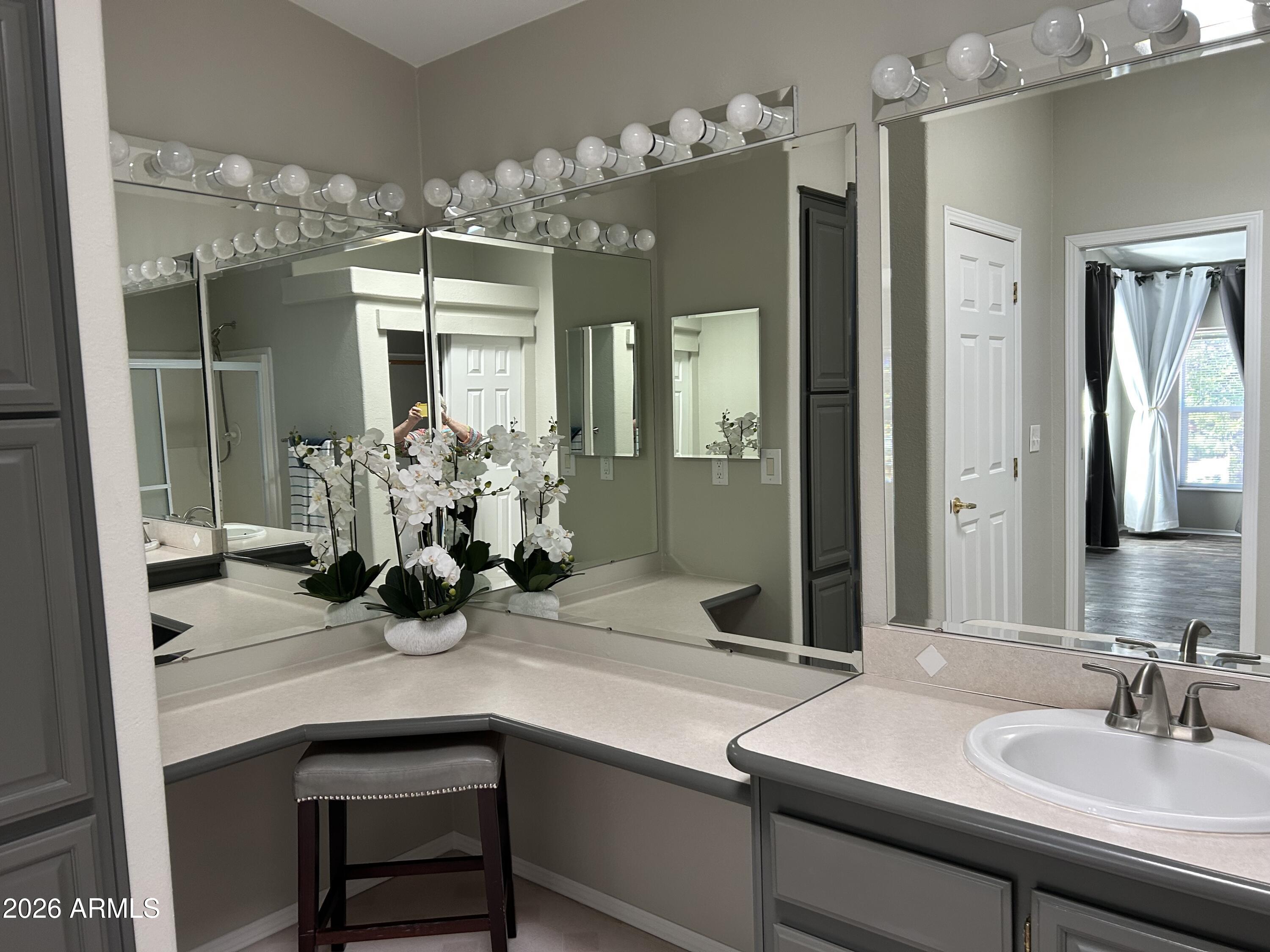 2050 West State Rte 89A, Unit 300 Sedona, AZ 86336 - Photo 31 of 38 Primary Bathroom