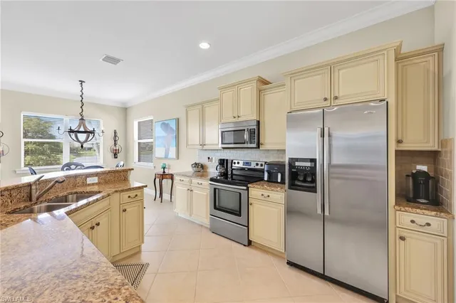 $2,600 | 17600 Old Harmony Drive, Fort Myers, FL 33908