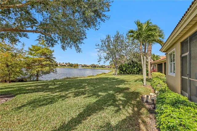 $2,600 | 17600 Old Harmony Drive, Fort Myers, FL 33908