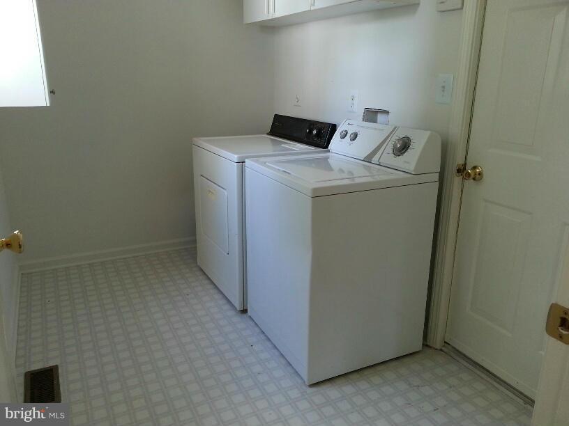 112 Ridge Avenue Taneytown, MD 21787 - Photo 15 of 28 Interior (General)