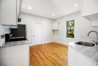 $3,700 | 348 Centre Street, Unit 3, Boston, MA 02130