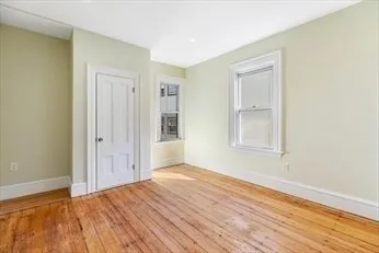 $3,700 | 348 Centre Street, Unit 3, Boston, MA 02130