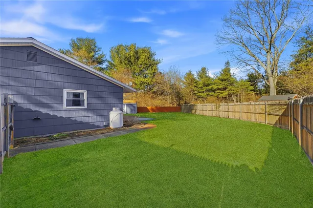 $375,000 | 12 Paige Drive, Coventry, RI 02816