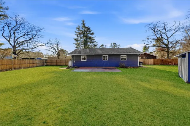 $375,000 | 12 Paige Drive, Coventry, RI 02816