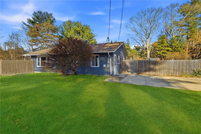 $375,000 | 12 Paige Drive, Coventry, RI 02816