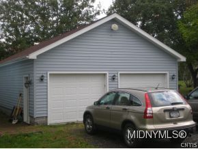 5102 Oswego Road Rome, NY 13440 - Photo 3 of 5 new garage