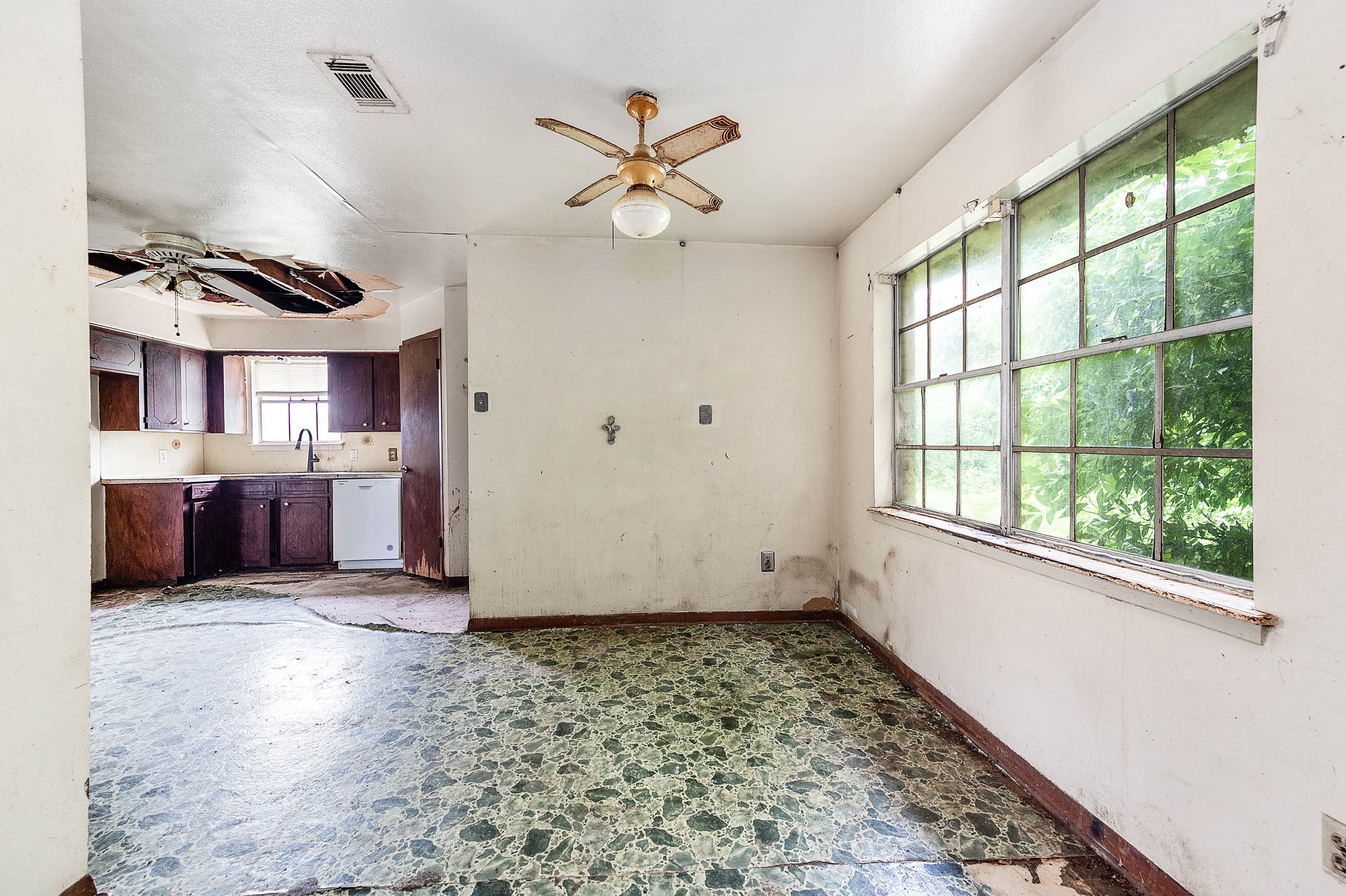 2719 Farm To Market 524 Road Sweeny, TX 77480 - Photo 18 of 20 a view of a room with a window and a ceiling fan