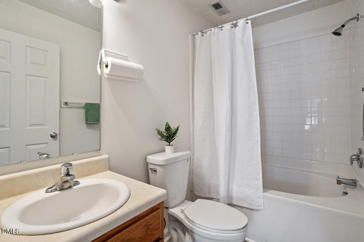 13 Intrepid Court Durham, NC 27703 - Photo 10 of 19