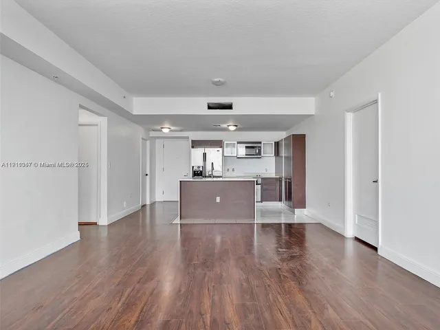 a picture of city view