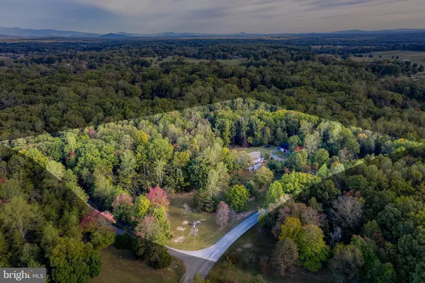 $825,000 | 14100 Chesterfield Lane, Culpeper, VA 22701